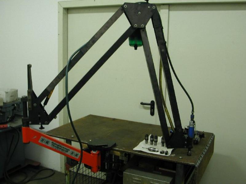 Weisswerk<br>Feinmechanik- Entwurf und Herstellung-2